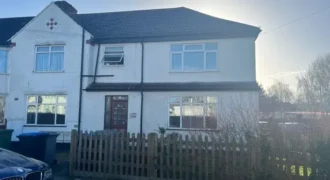 Terraced house to rent Greenway, Kenton, Harrow, Greater London HA3