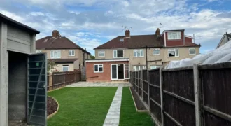 4 bed end terrace house to rent Windsor Crescent, Harrow, Greater London HA2