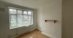 2 bed Maisonette to rent Rowe Walk, Harrow, Greater London HA2