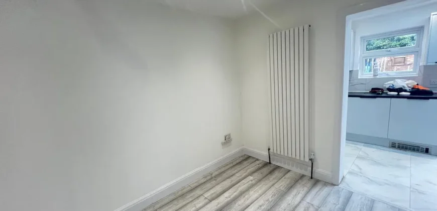 4 bed terraced house to rent Scarsdale Road, Harrow, Greater London HA2