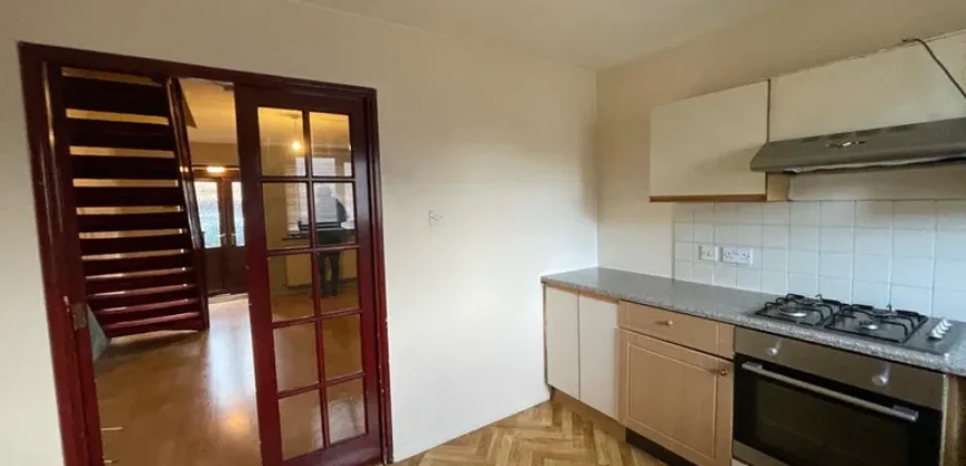 2 bed terraced house to rent Abbots Drive, South Harrow, Harrow HA2
