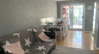5 bed terraced house to rent Verwood Road, Harrow, Greater London HA2
