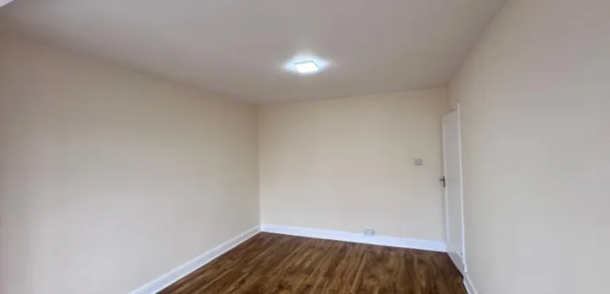 4 bed end terrace house to rent Windsor Crescent, Harrow, Greater London HA2
