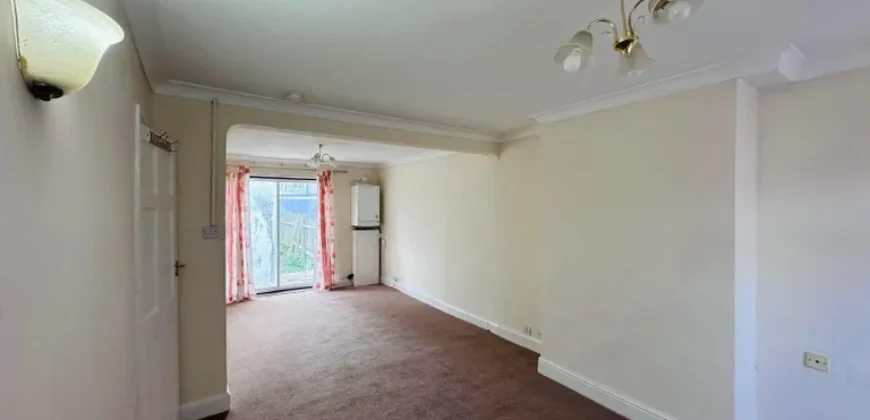 3 bed terraced house to rent Toorack Road, Harrow, Greater London HA3
