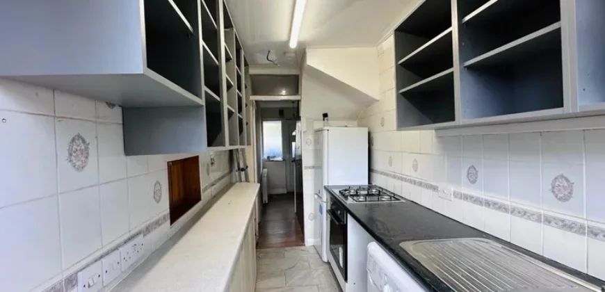 3 bed terraced house to rent Toorack Road, Harrow, Greater London HA3