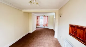 3 bed terraced house to rent Toorack Road, Harrow, Greater London HA3