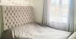 Cosy 2 bedroom house for rent at Poplar Grove, London, N11 3NX.