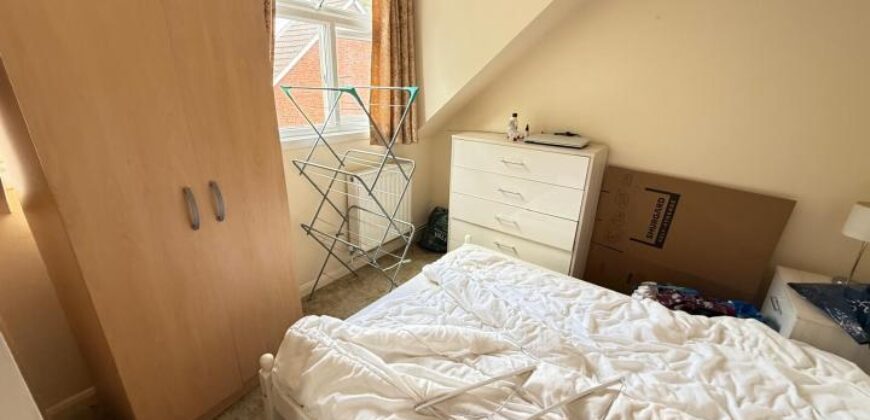 Cherry Croft Gardens, Pinner, Greater London, HA5 4JU