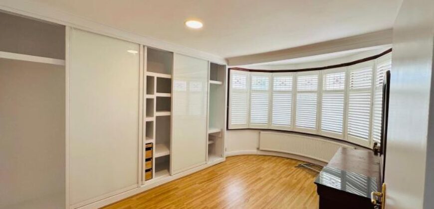 Hmo Property Kenton Park Crescent, Harrow, Greater London, HA3 8TZ