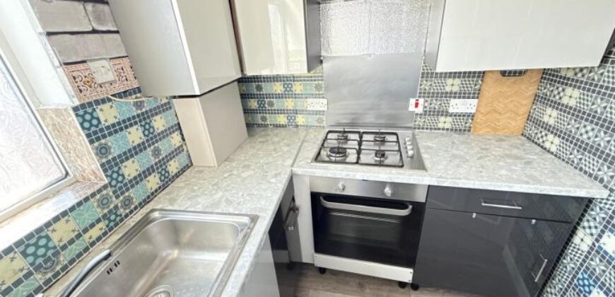 1st Floor Warwick Parade, Harrow, Greater London, HA3 8SA