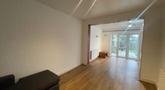 Wynchgate, Eastcote Lane, Northolt, Greater London, UB5 4HS