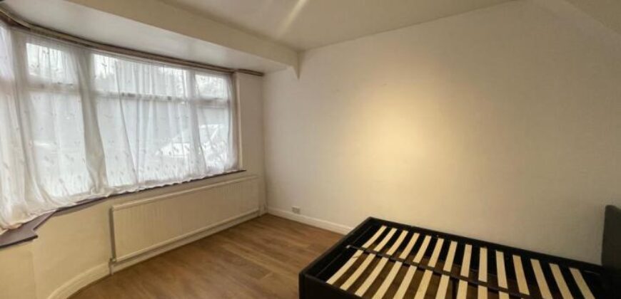 Wynchgate, Eastcote Lane, Northolt, Greater London, UB5 4HS