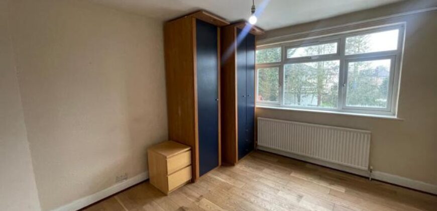 Wynchgate, Eastcote Lane, Northolt, Greater London, UB5 4HS